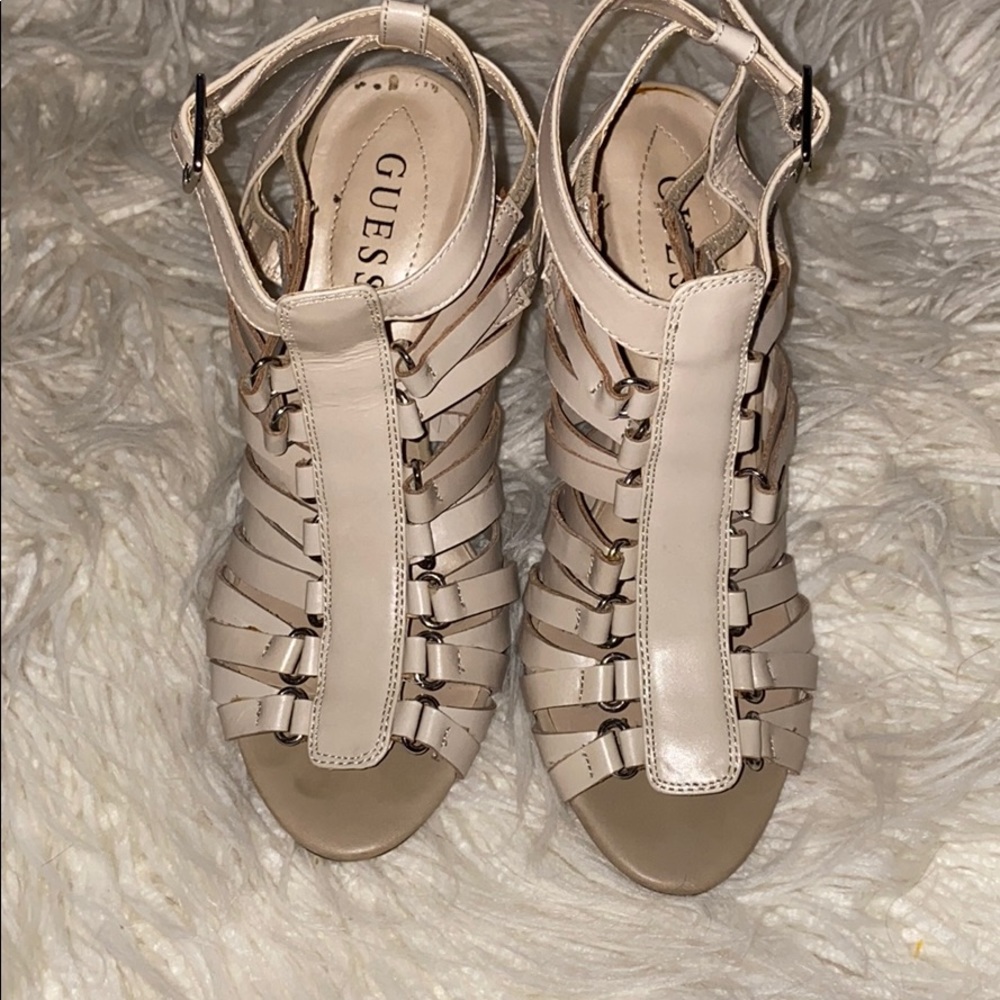 Guess heels - Picture 3 of 3
